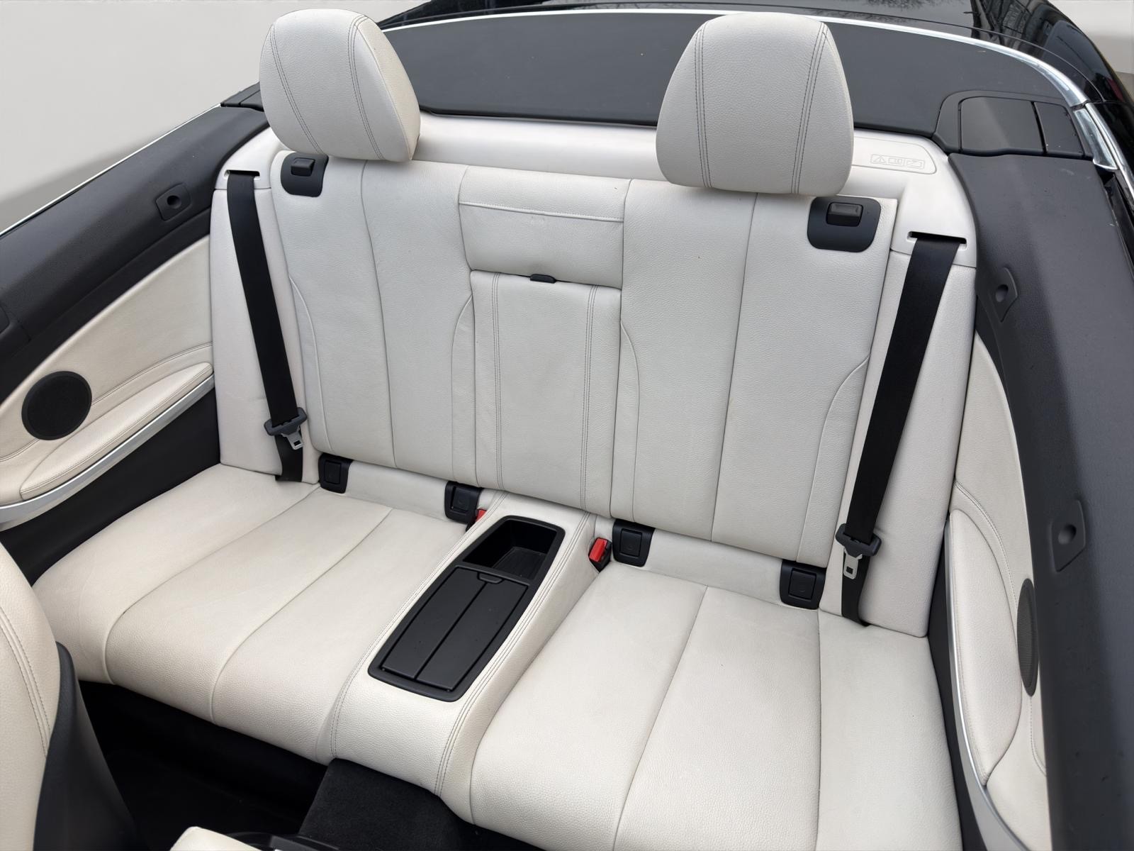 BMW 435d Cabriolet xDrive Steptronic Luxury Line-image-3