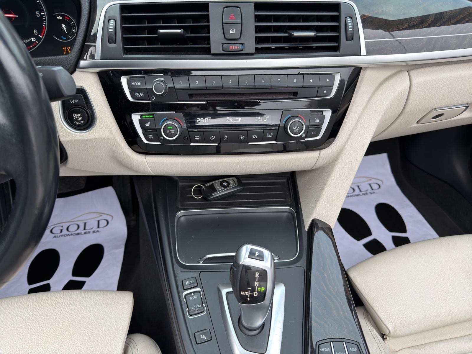 BMW 435d Cabriolet xDrive Steptronic Luxury Line-image-5