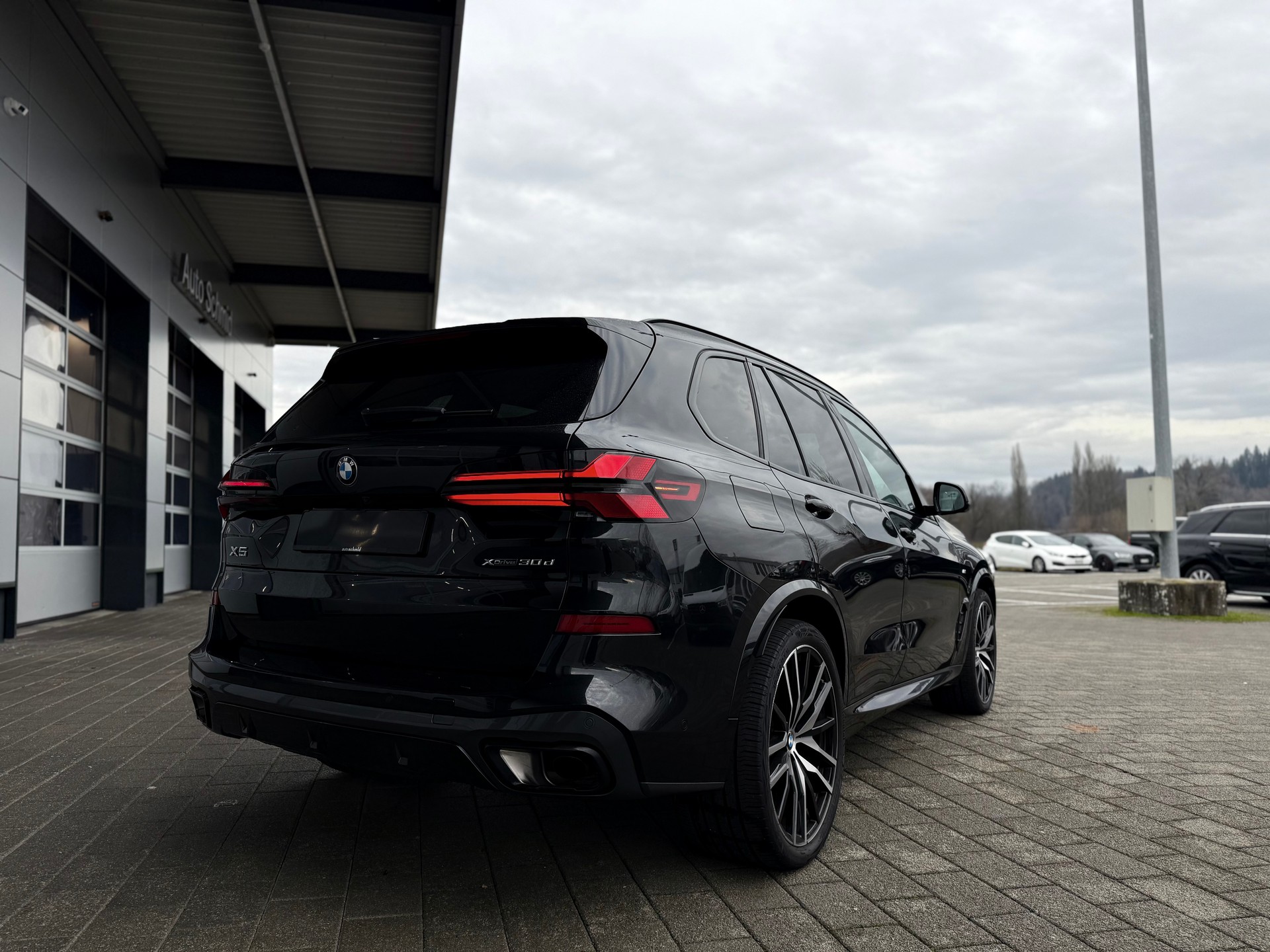 BMW X5 xDrive 48V 30d M Sport Pro Steptronic-image-1