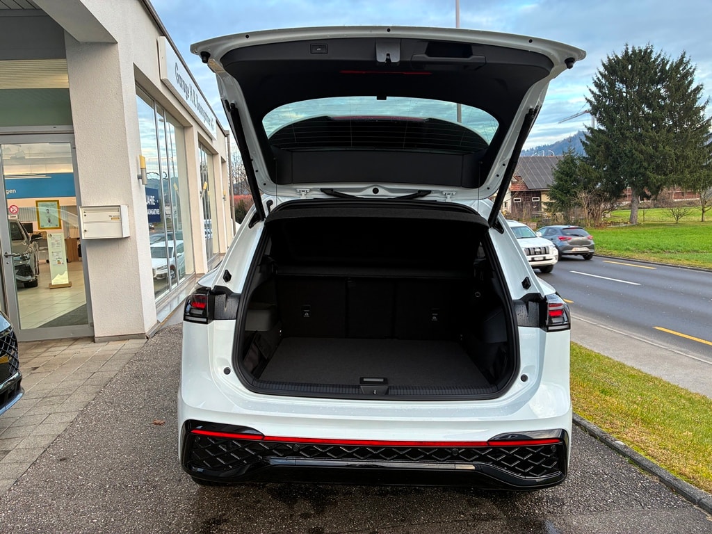 VW Tiguan 2.0 TSI DSG R-Line 4Motion-image-7