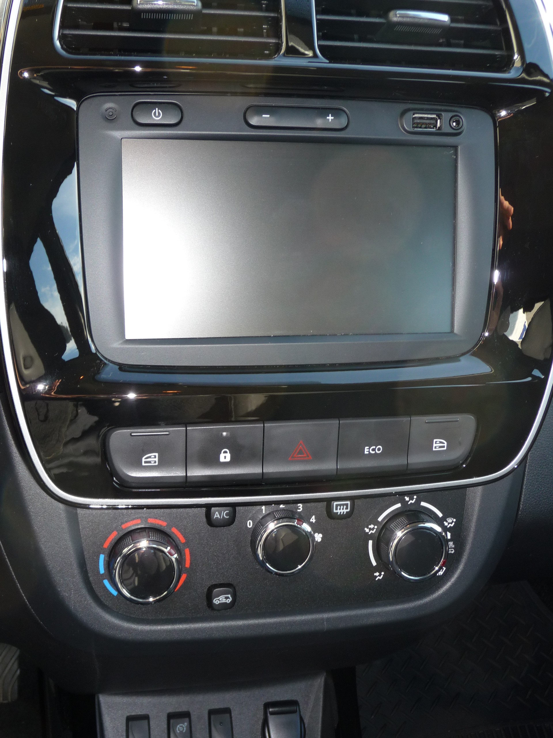 DACIA Spring 27 kWh Expression-image-13