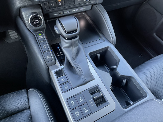 TOYOTA LandCruiser 2.8 48V Inv.-image-12