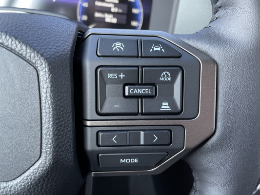 TOYOTA LandCruiser 2.8 48V Inv.-image-9