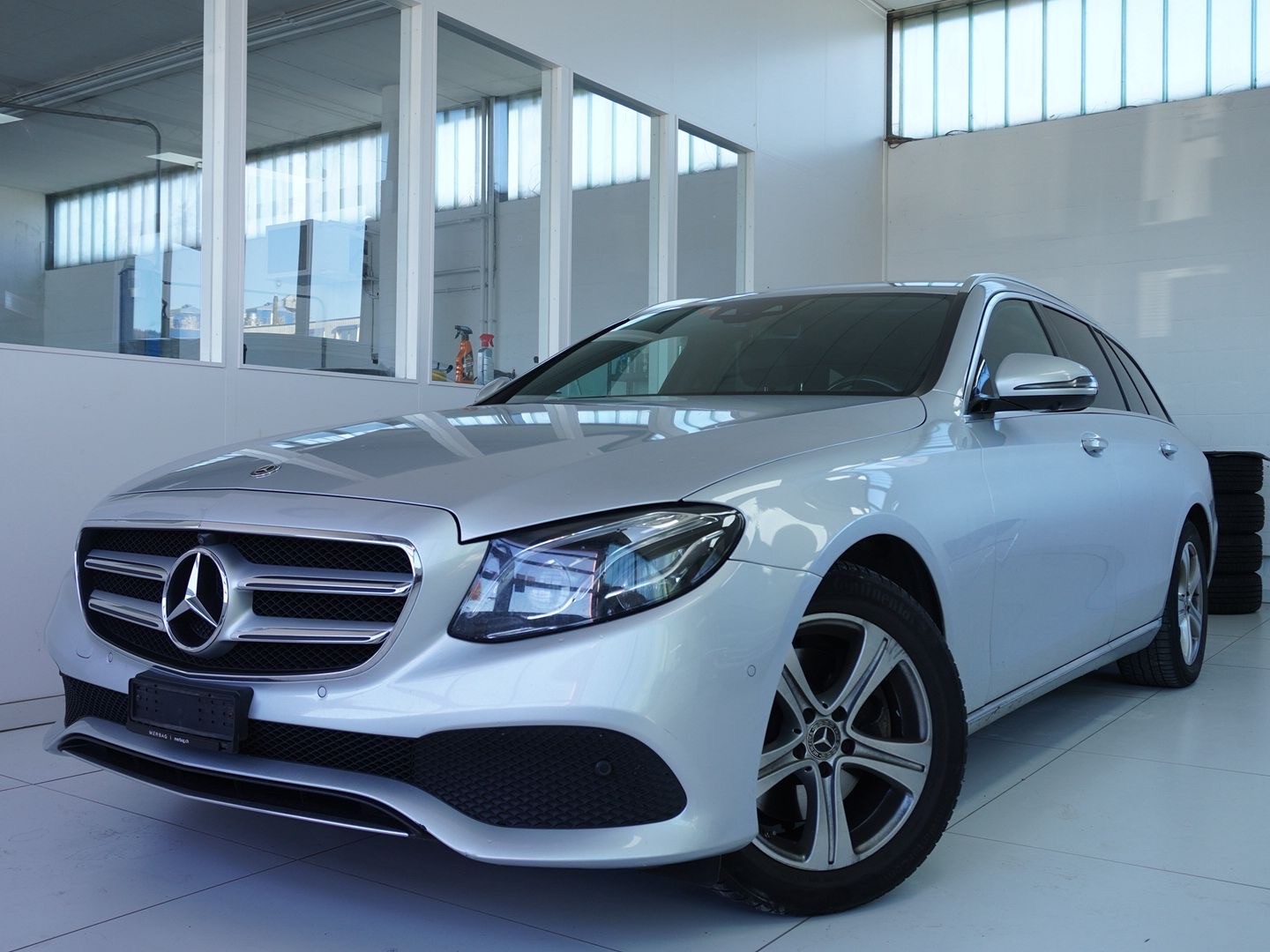 MERCEDES-BENZ E 200 Avantgarde 4 Matic 9G-Tronic