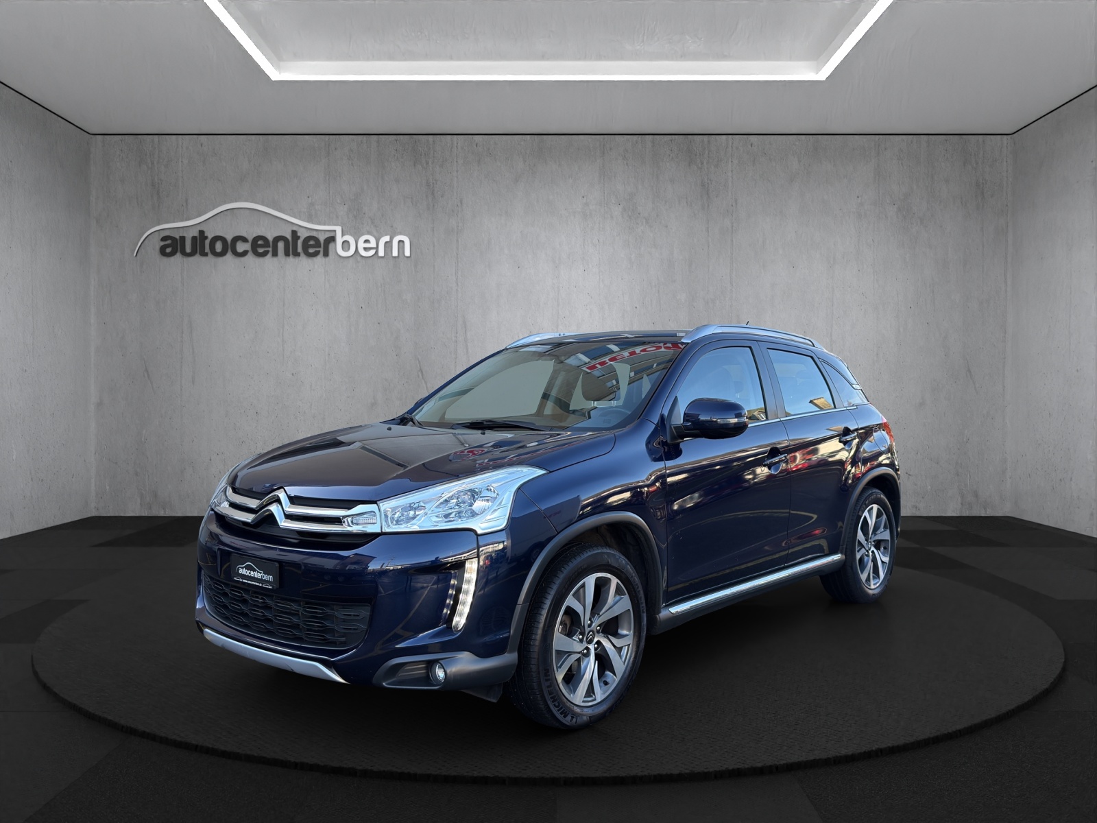 CITROEN C4 Aircross 1.6 HDi Collection 4WD-image-2