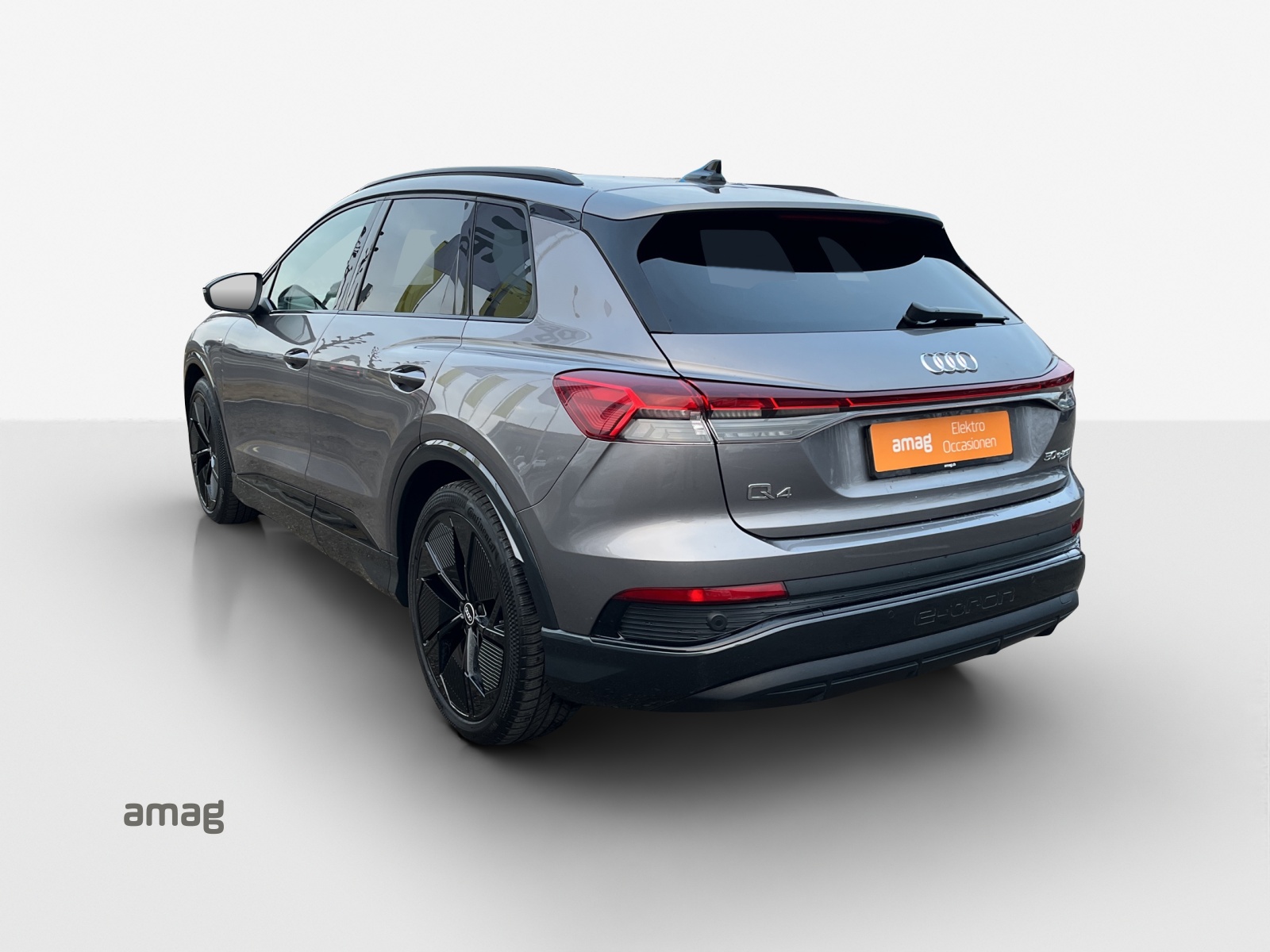 AUDI Q4 e-tron 50 quattro-image-2