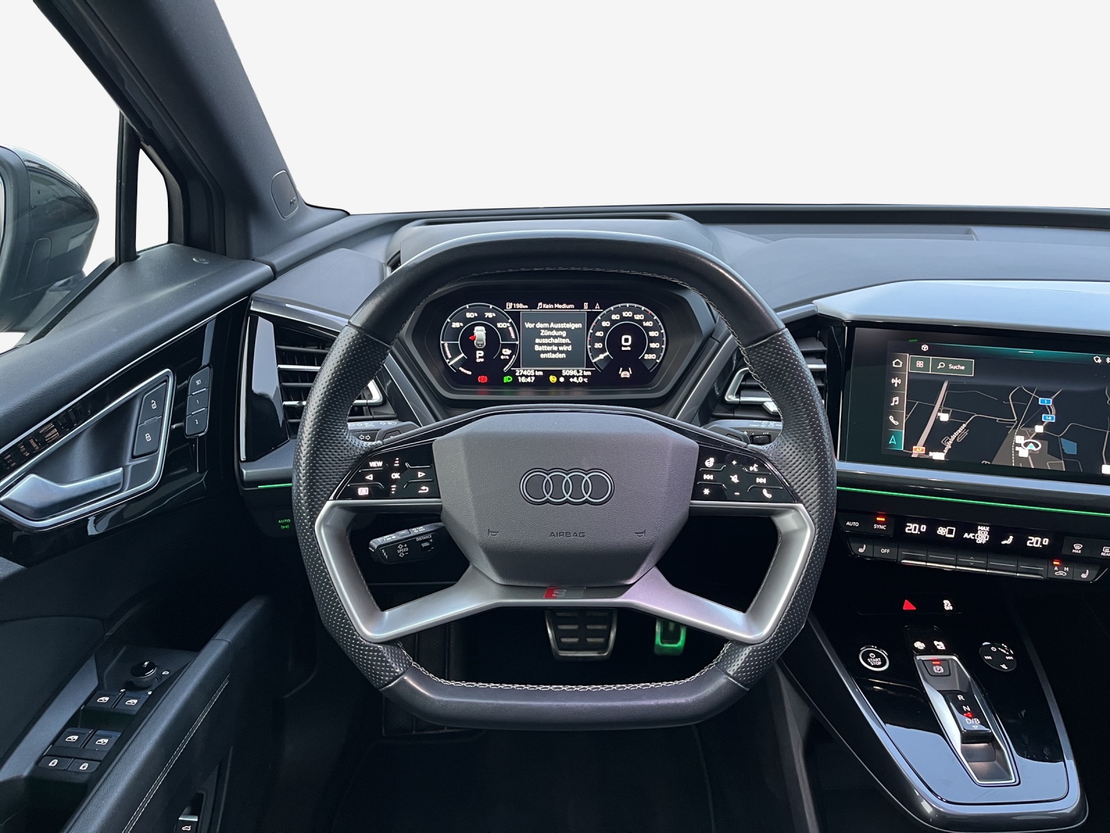 AUDI Q4 e-tron 50 quattro-image-10