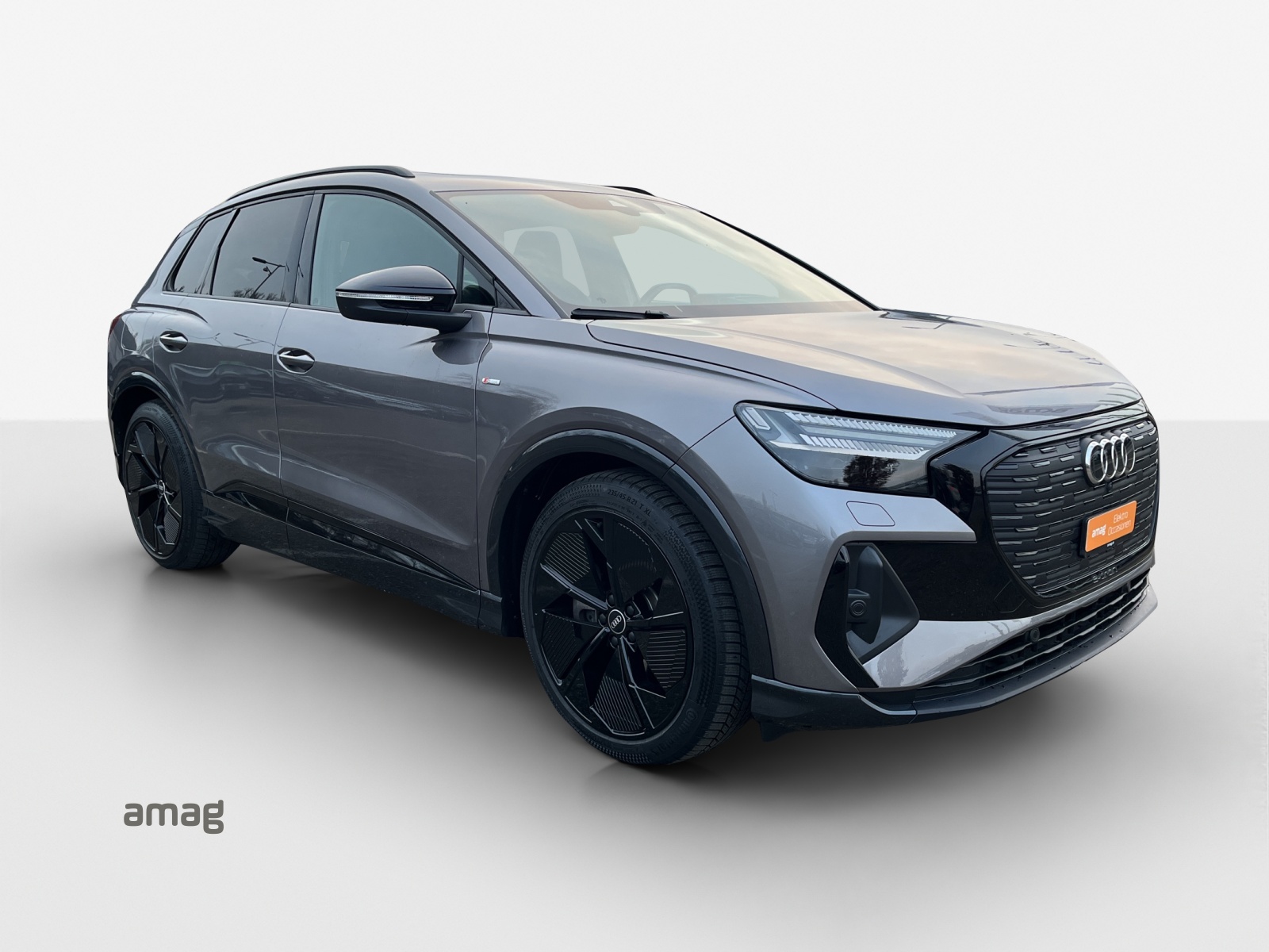 AUDI Q4 e-tron 50 quattro-image-6