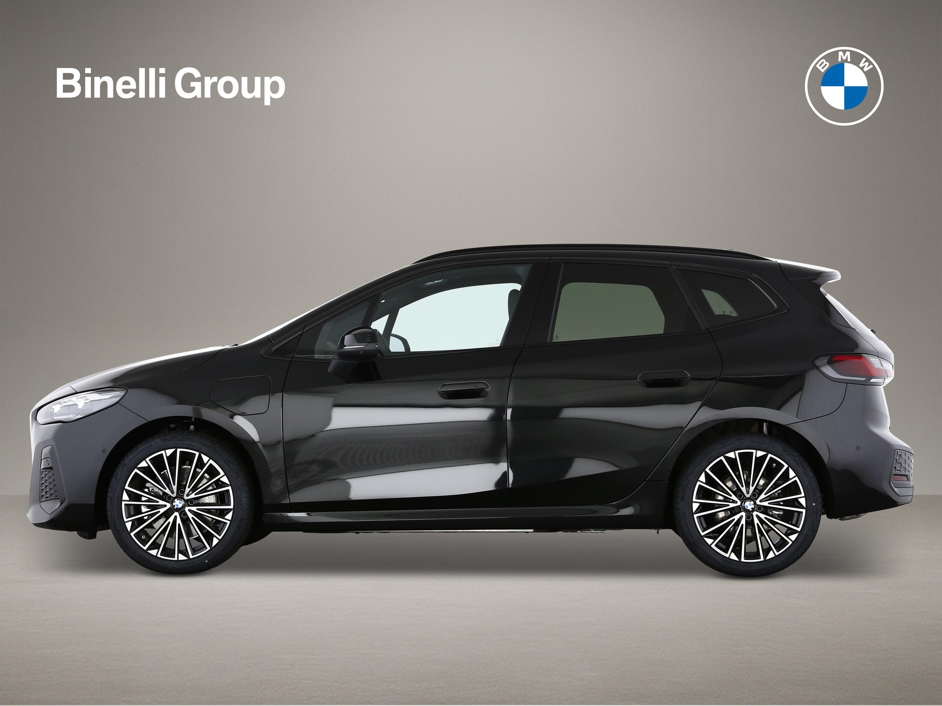 BMW 230e xDrive paddles Active Tourer-image-4