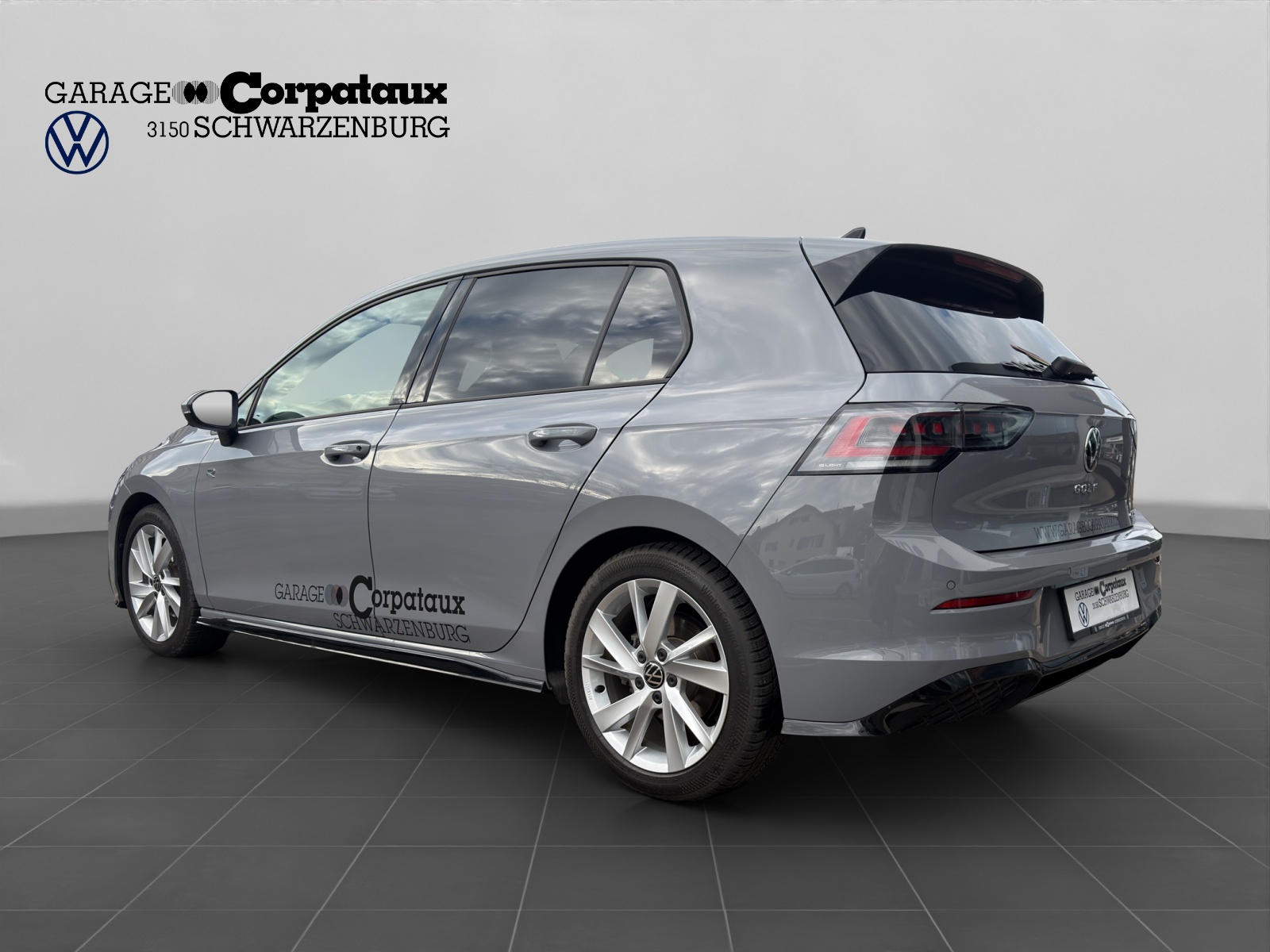 VW Golf 1.5 e TSI mHEV R-Line DSG-image-3