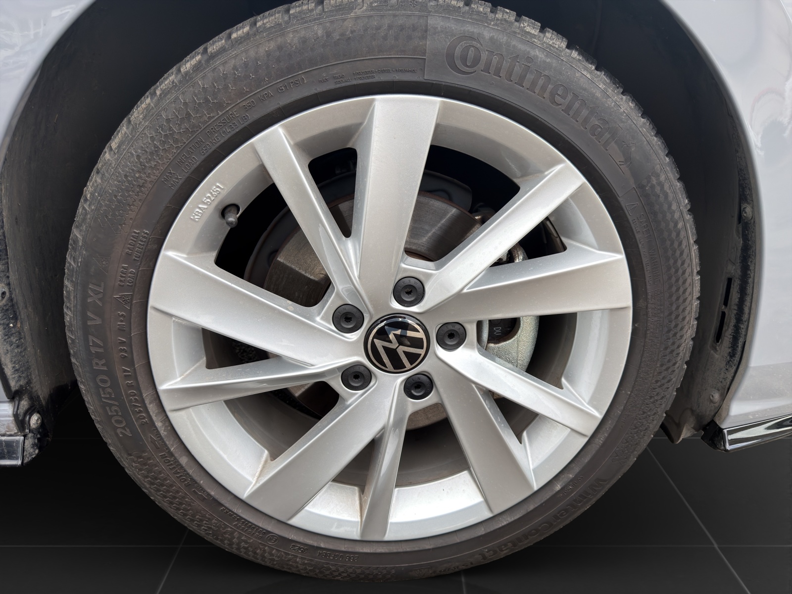 VW Golf 1.5 e TSI mHEV R-Line DSG-image-14