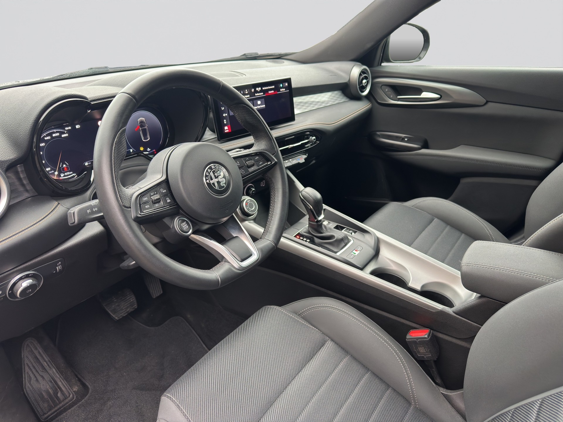 ALFA ROMEO Tonale 1.3 Plug-in-Hybrid Q4 Ti Edition-image-6