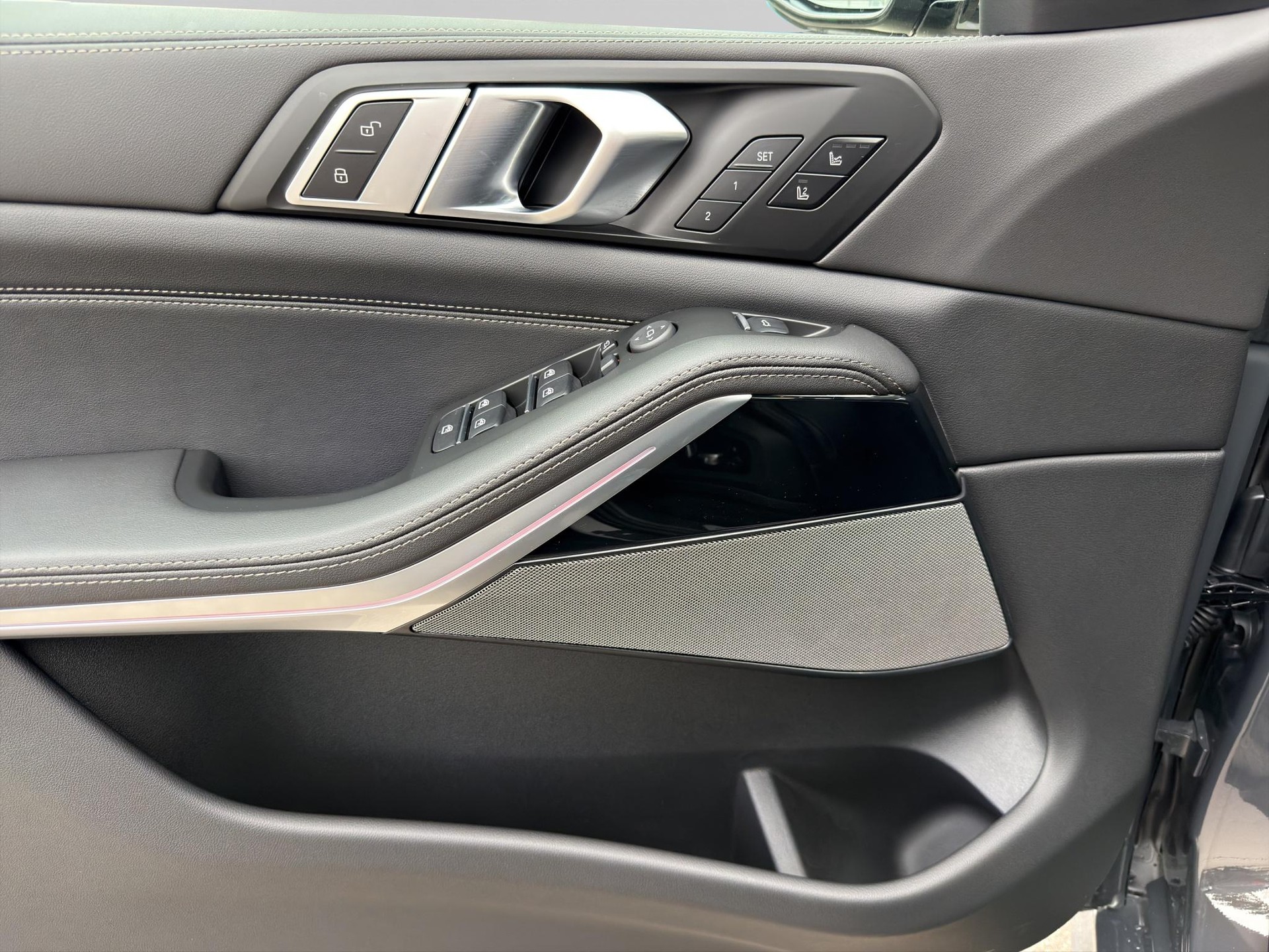 BMW X5 30d xDrive M Sport Pro-image-12