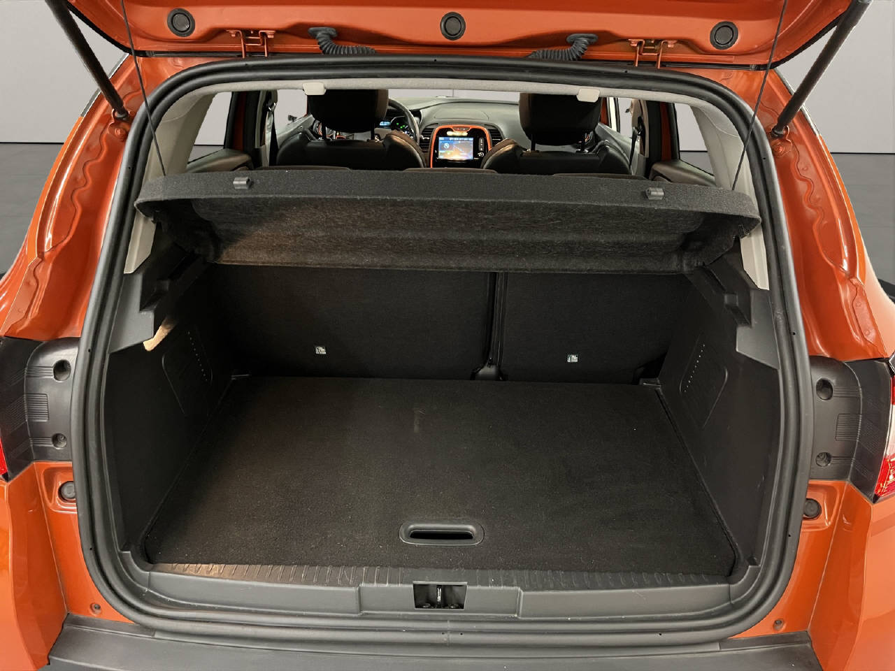 RENAULT Captur 1.2 TCe Dynamique EDC-image-12