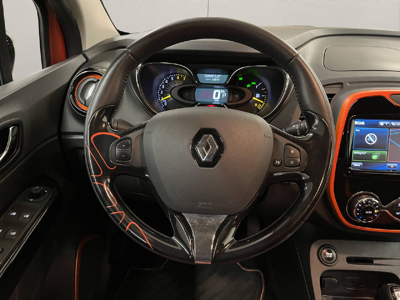 RENAULT Captur 1.2 TCe Dynamique EDC-image-6