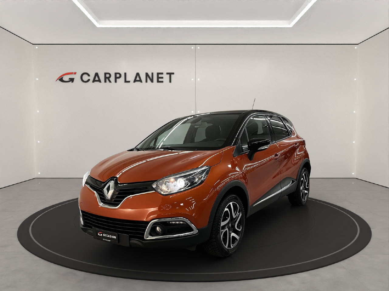 RENAULT Captur 1.2 TCe Dynamique EDC-image-0