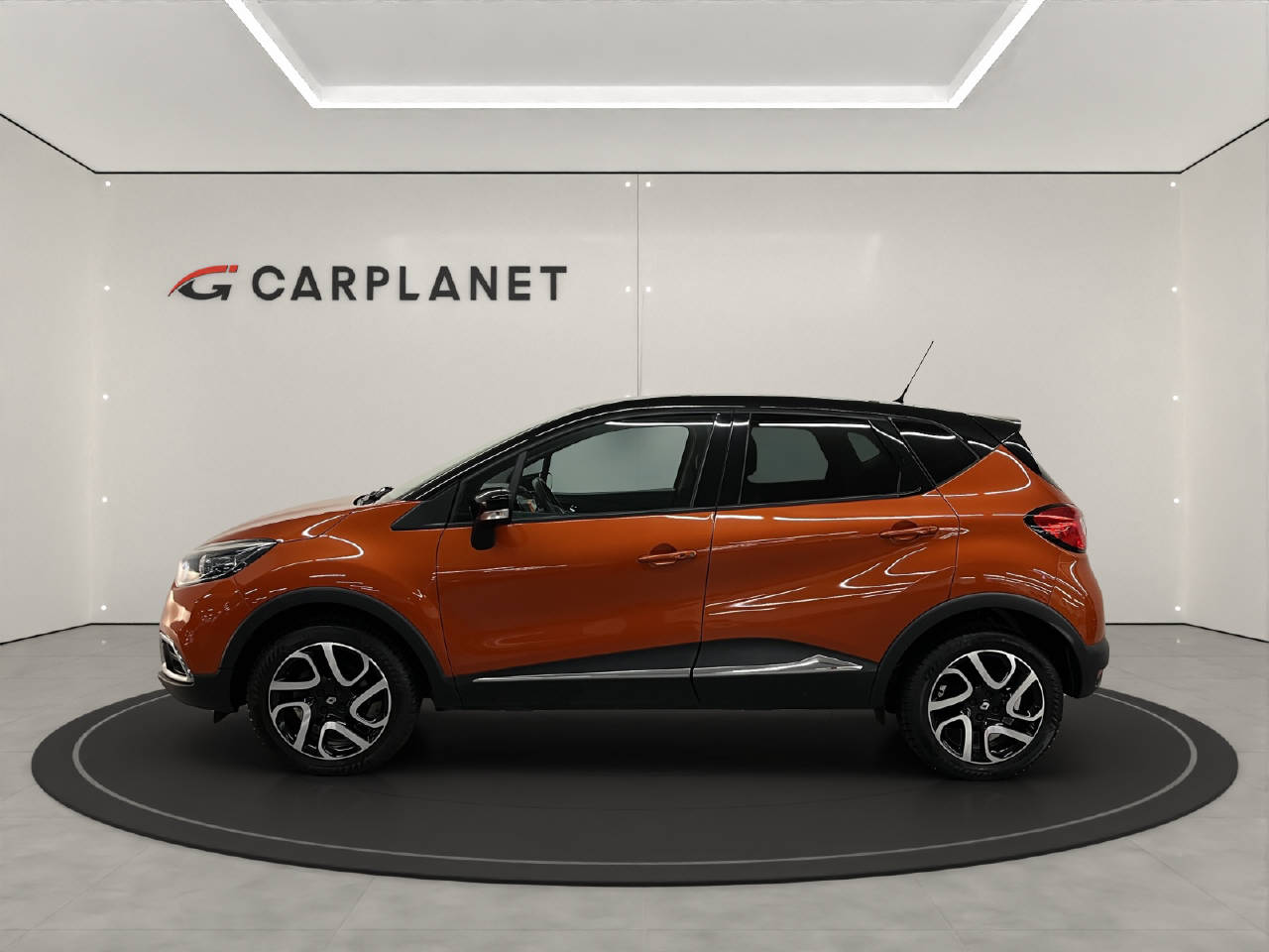 RENAULT Captur 1.2 TCe Dynamique EDC-image-1