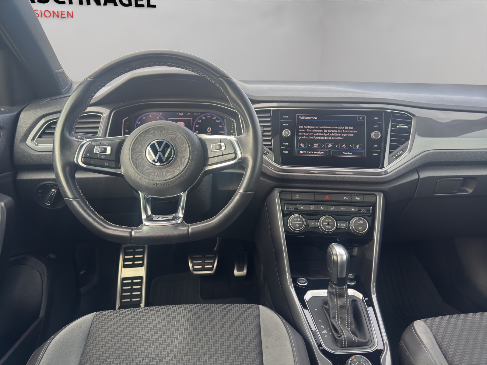 VW T-Roc 2.0 TSI Sport DSG 4Motion-image-4