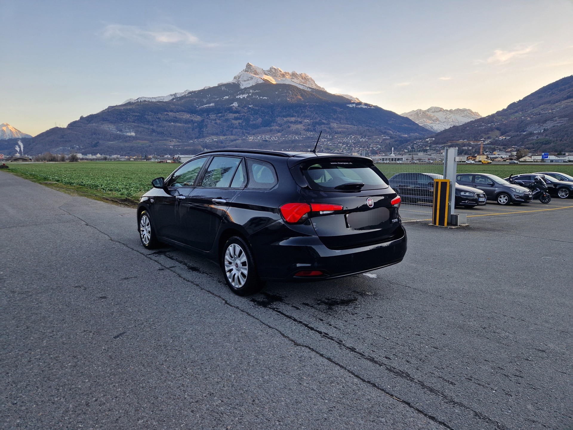 FIAT Tipo 1.6MJ Station Wagon Pop Star-image-5