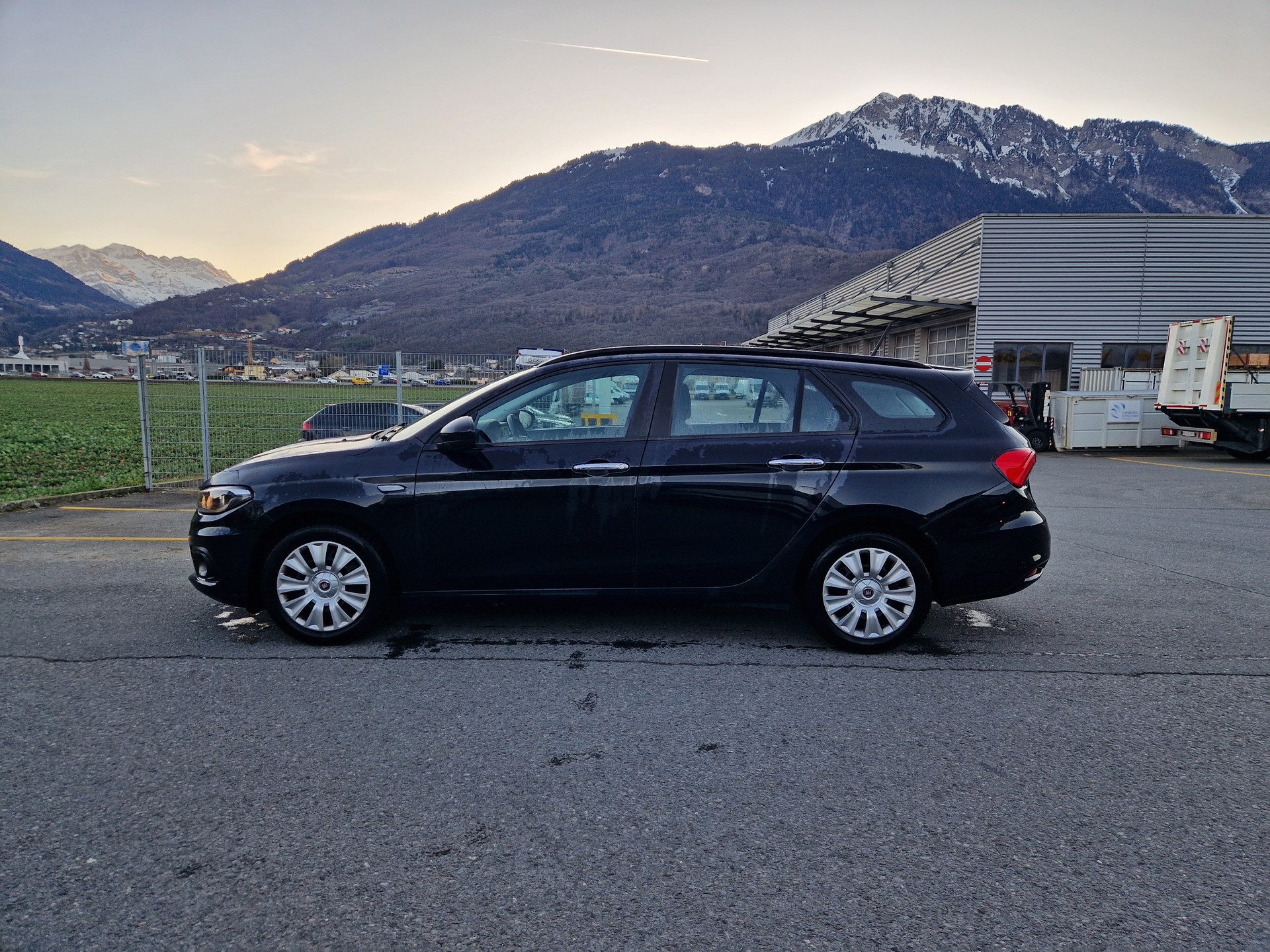 FIAT Tipo 1.6MJ Station Wagon Pop Star-image-6