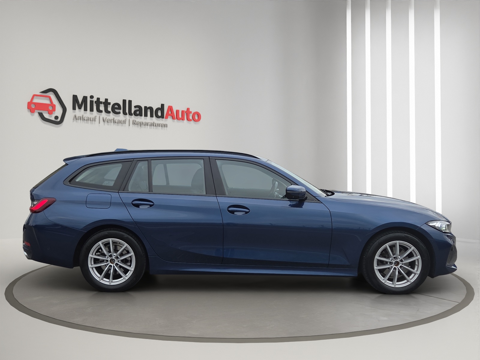 BMW 320d xDrive 48V Touring Steptronic-image-3