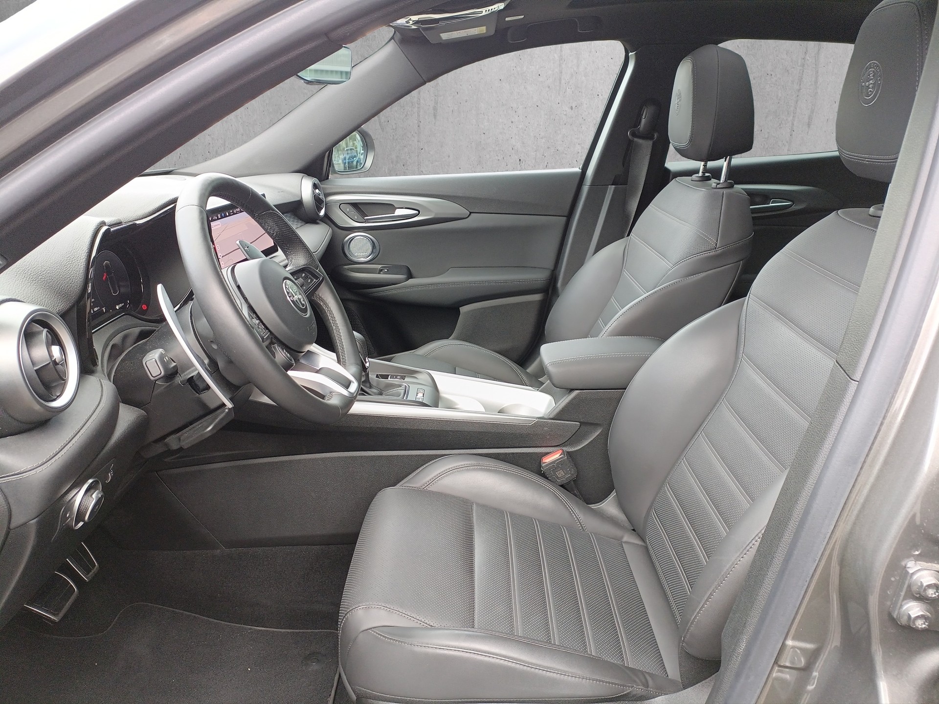 ALFA ROMEO Tonale 1.3 Plug-in Hybrid Veloce Q4-image-6