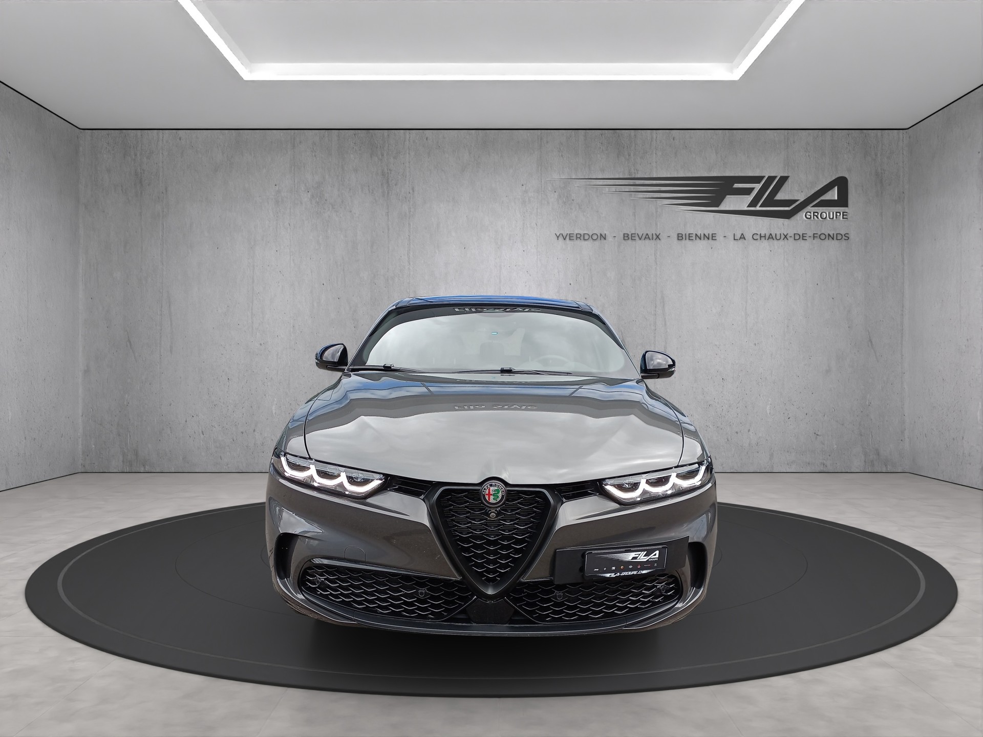 ALFA ROMEO Tonale 1.3 Plug-in Hybrid Veloce Q4-image-1