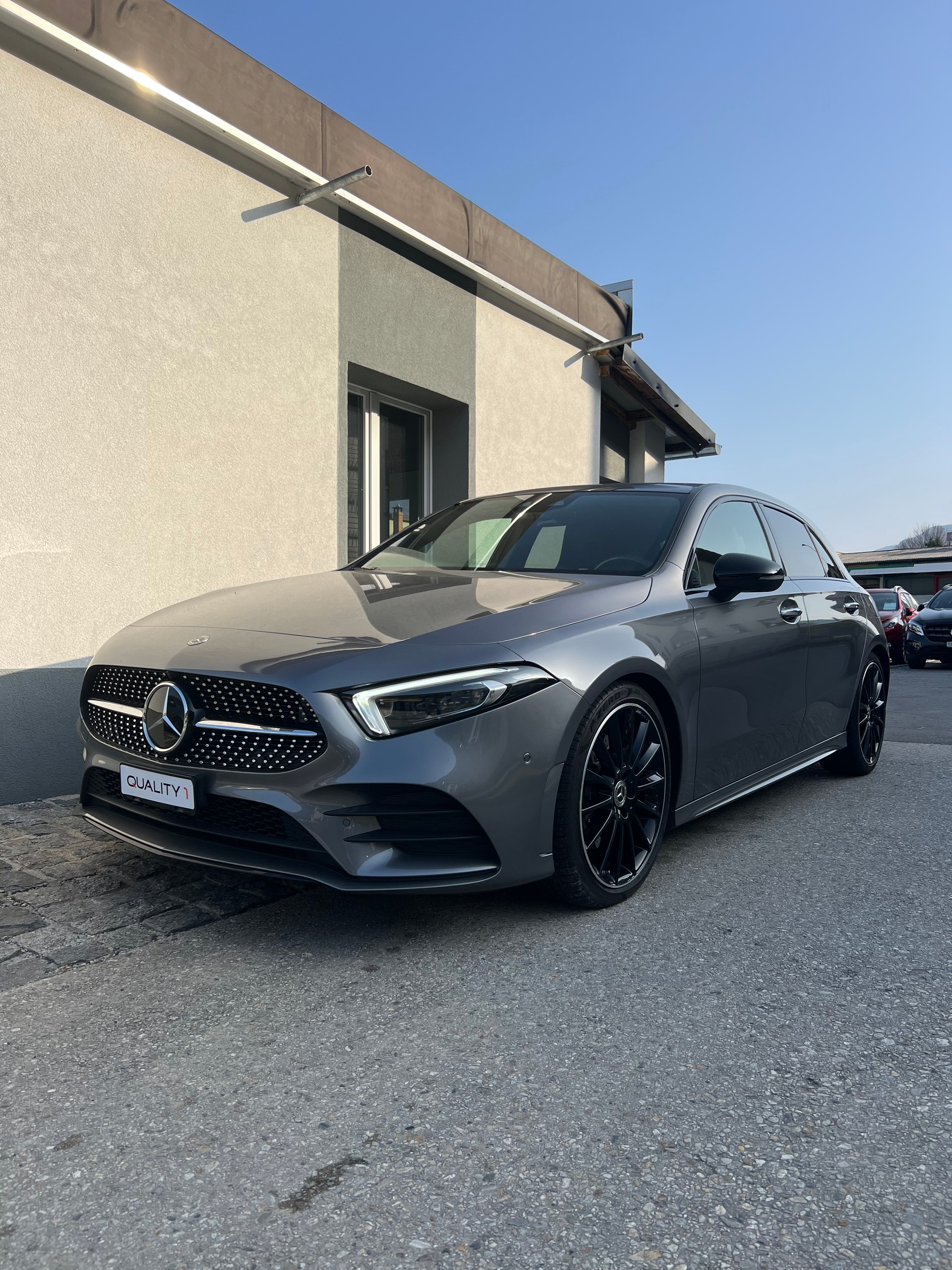 MERCEDES-BENZ A 220 AMG Line 7G-DCT 4Matic