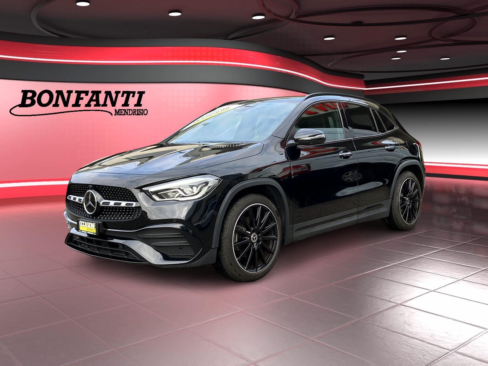 MERCEDES-BENZ GLA 200 AMG Line