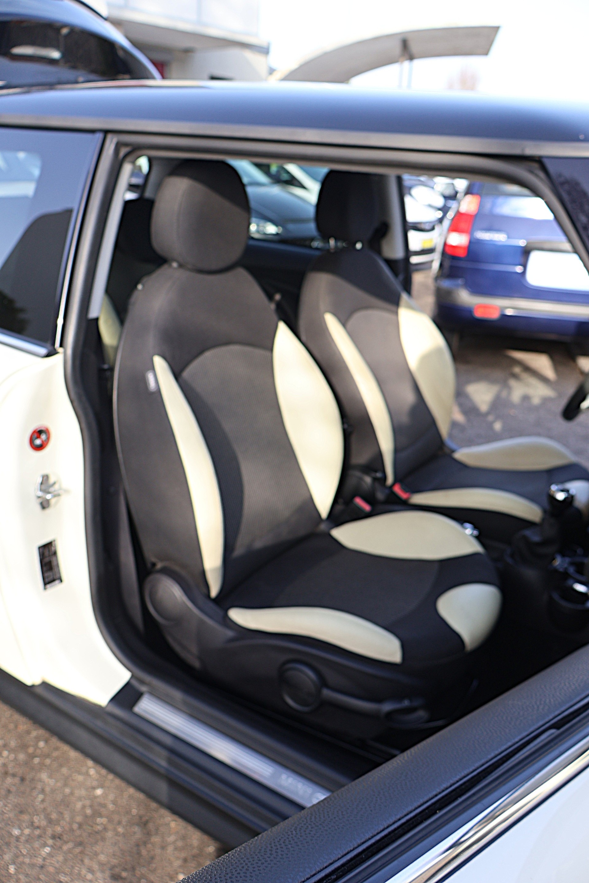 MINI Cooper-image-11
