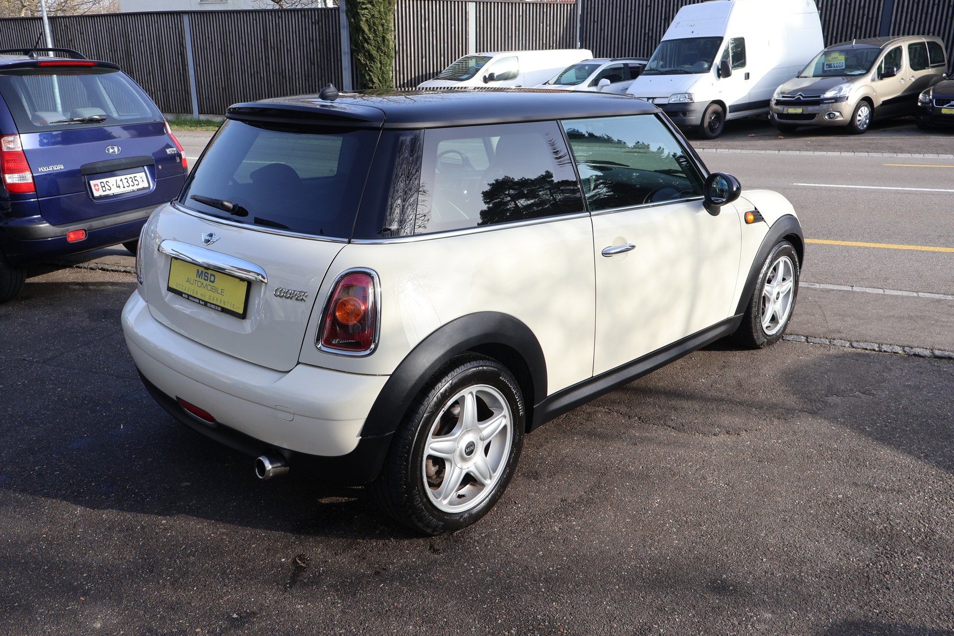 MINI Cooper-image-4