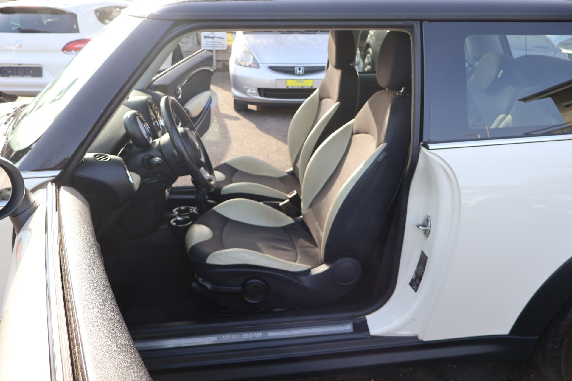 MINI Cooper-image-8