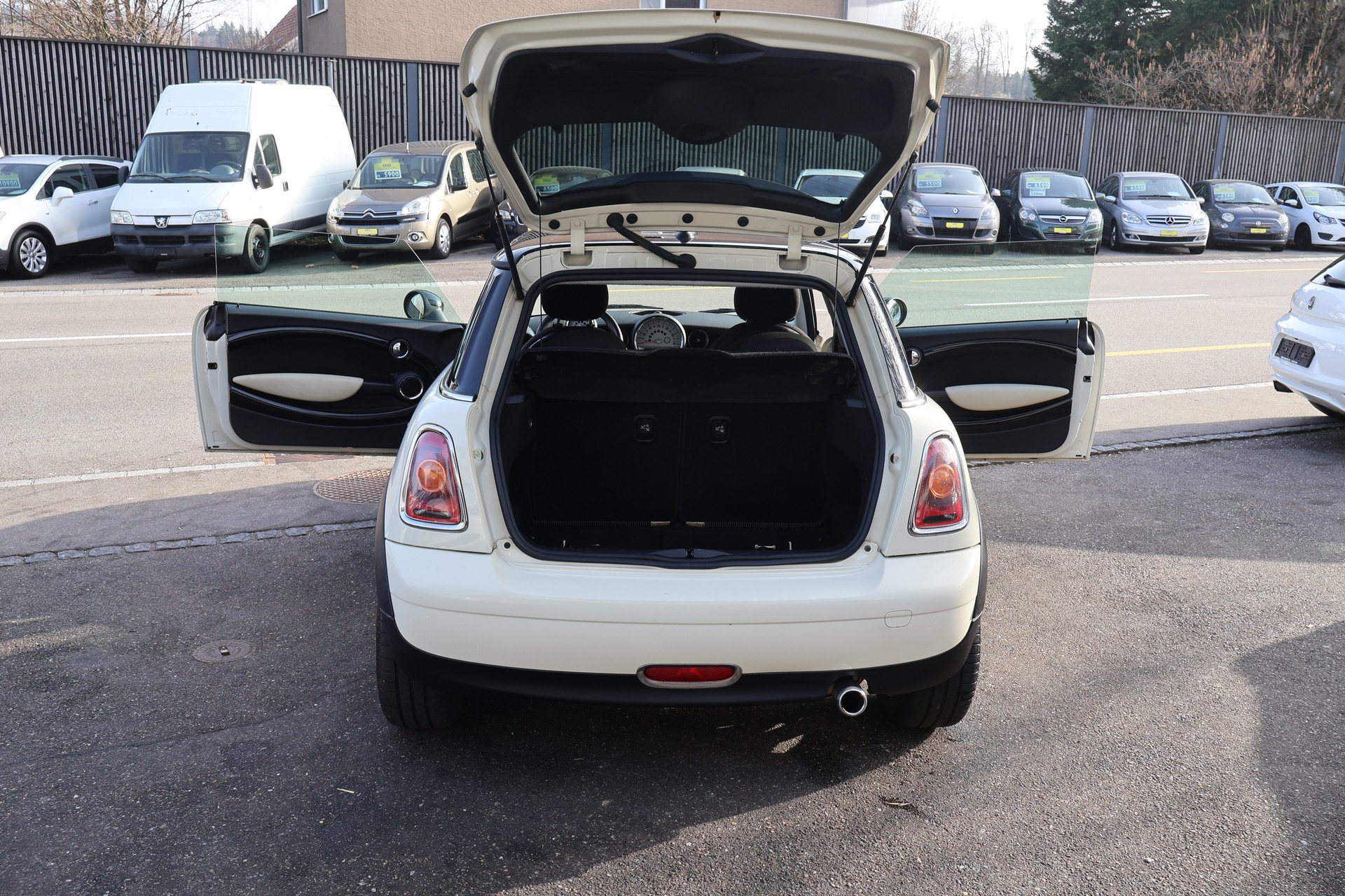 MINI Cooper-image-7