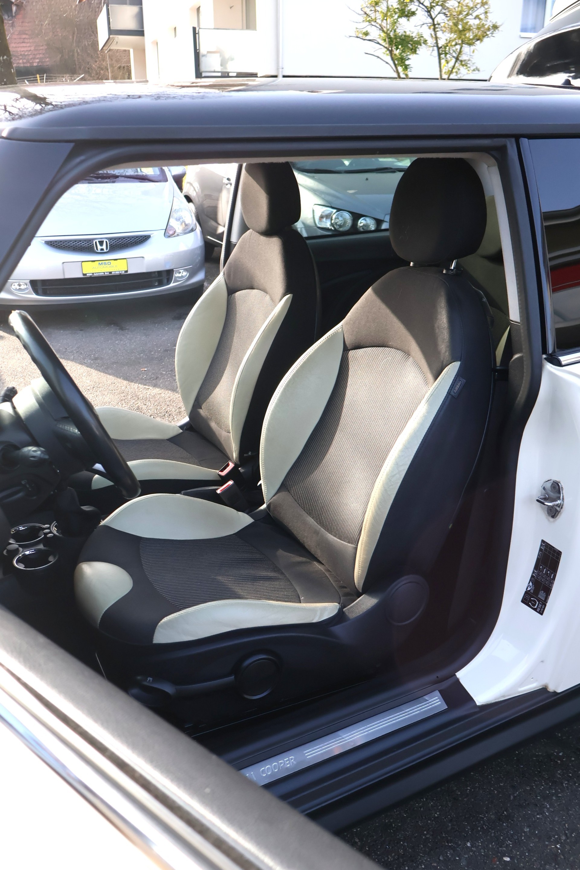 MINI Cooper-image-9