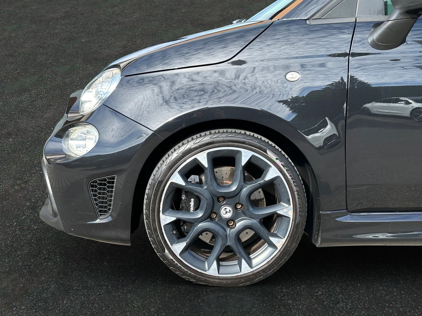 FIAT 595 Abarth 1.4 T-Jet 180 Competizione-image-4
