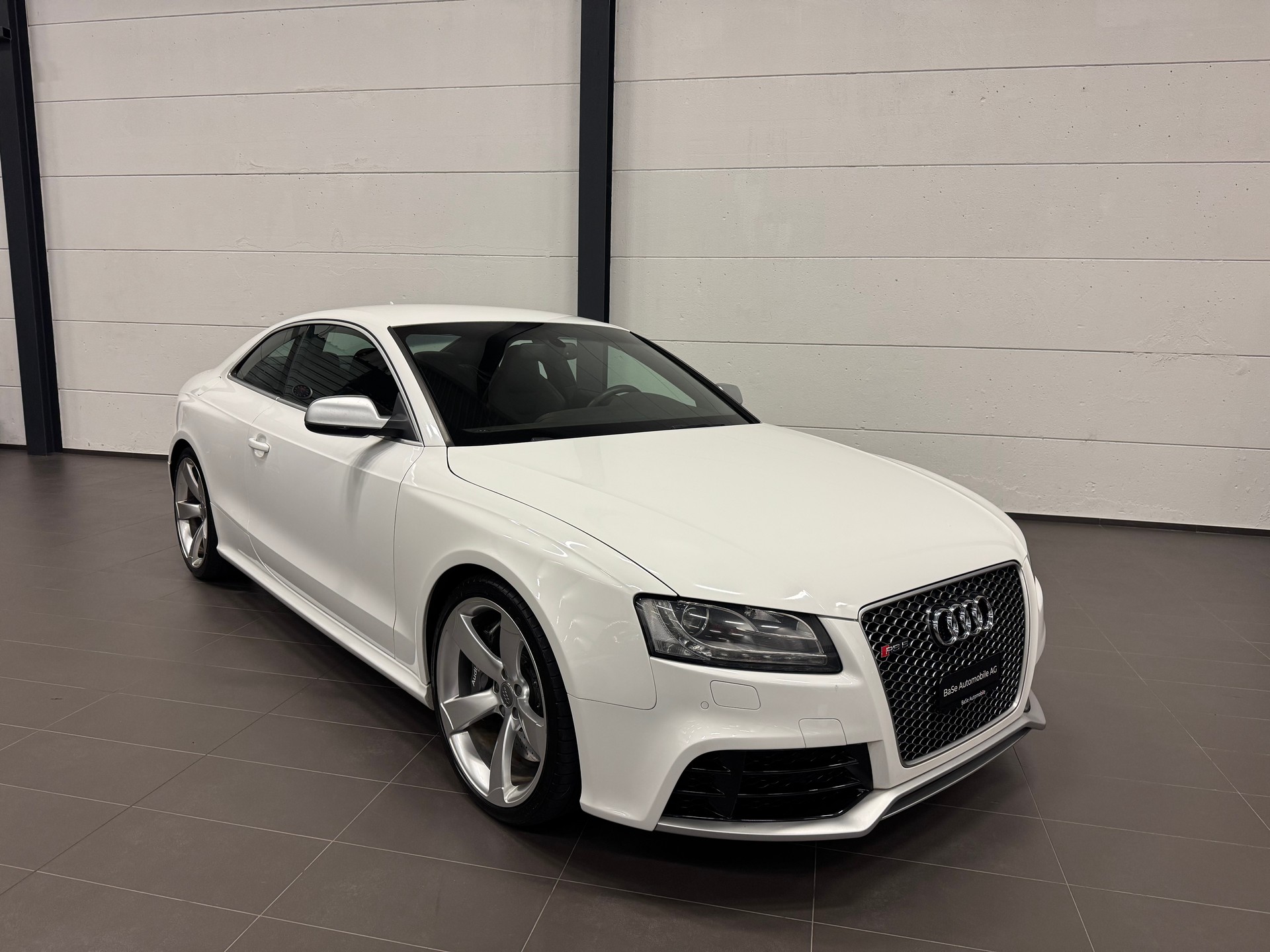 AUDI RS5 Coupé 4.2 FSI quattro S-tronic-image-5