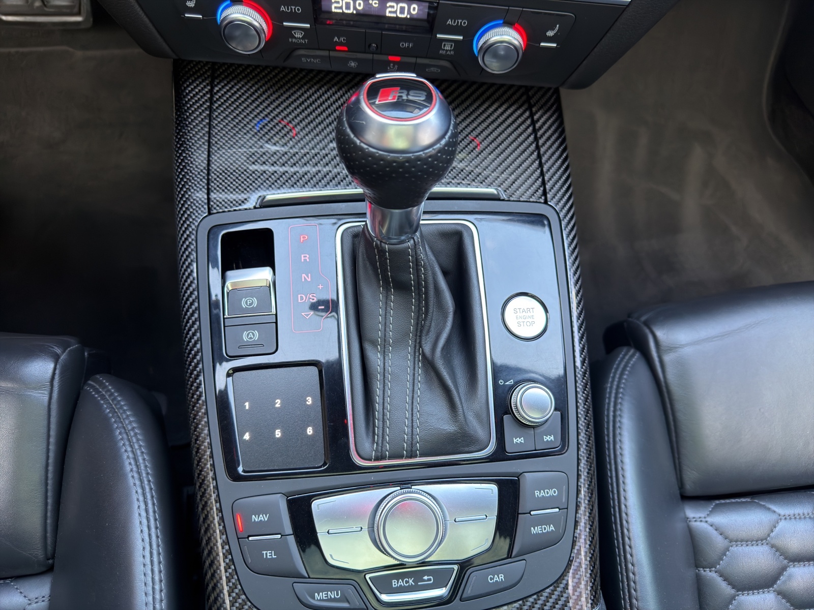 AUDI RS6 Avant 4.0 TFSI V8 quattro Tiptronic-image-22