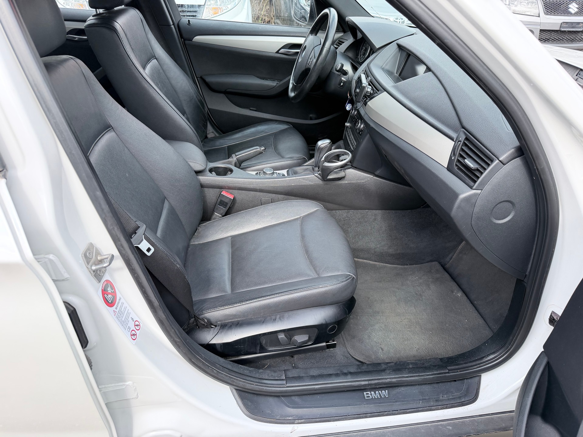 BMW X1 xDrive 25i Steptronic-image-6