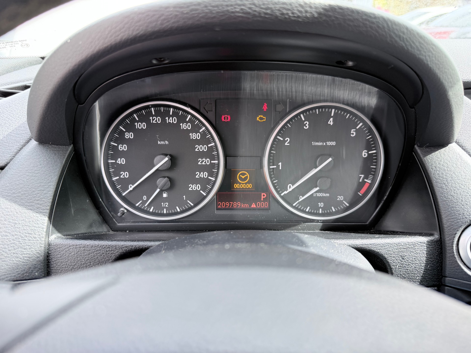 BMW X1 xDrive 25i Steptronic-image-10