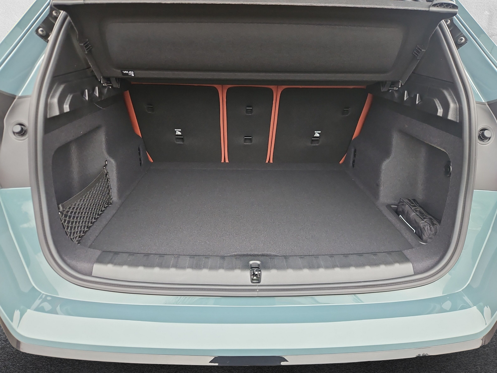 BMW X1 xDrive 23i 48V M Sport-image-9