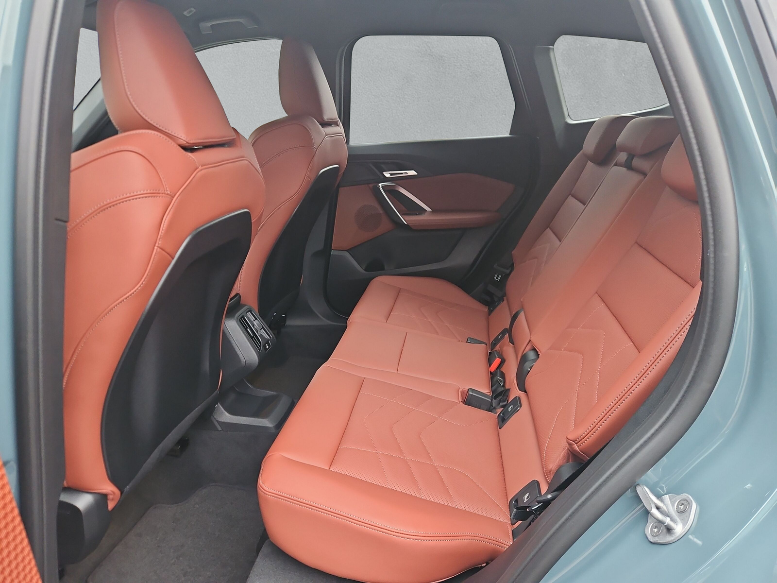 BMW X1 xDrive 23i 48V M Sport-image-11