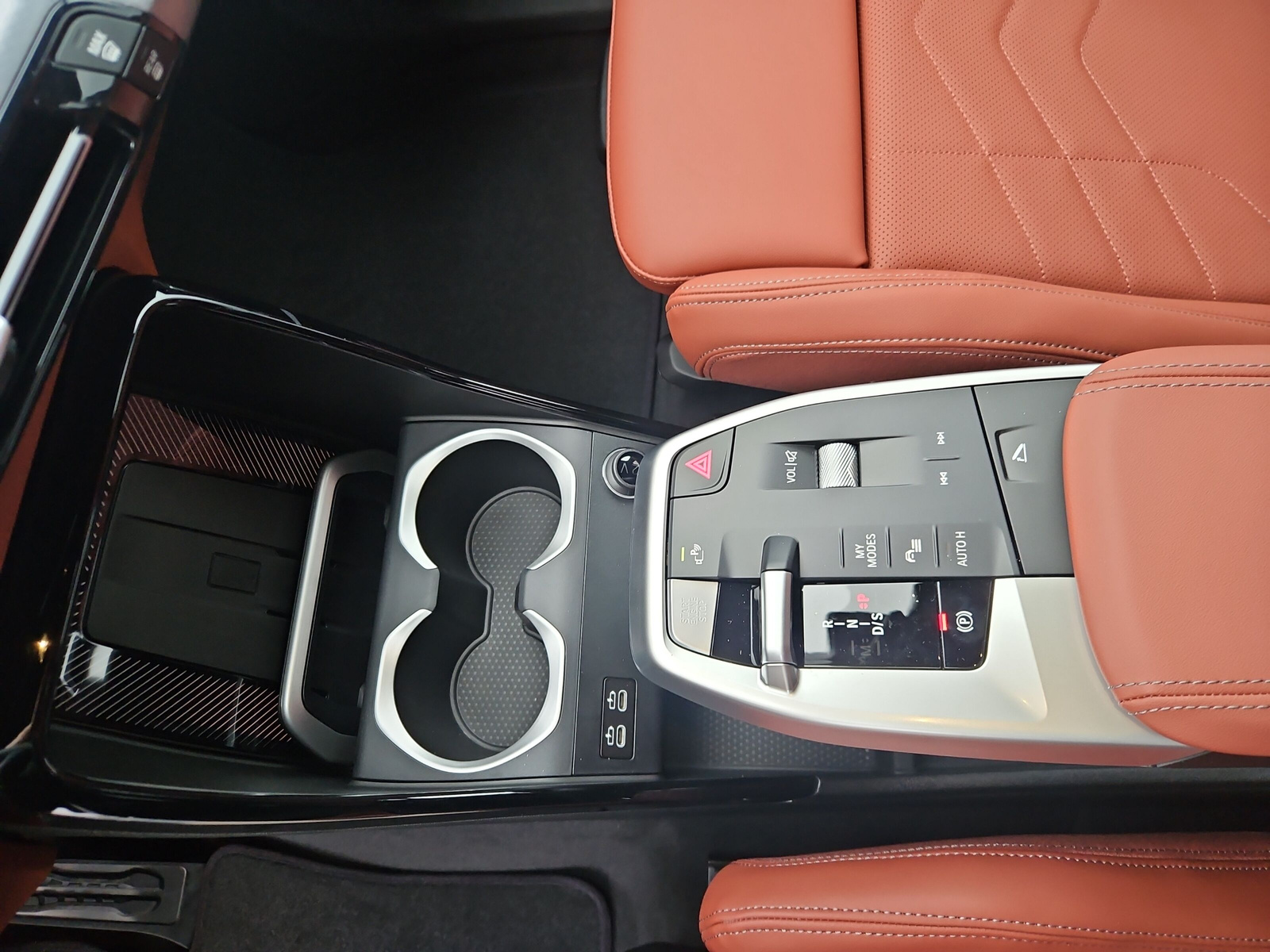 BMW X1 xDrive 23i 48V M Sport-image-20