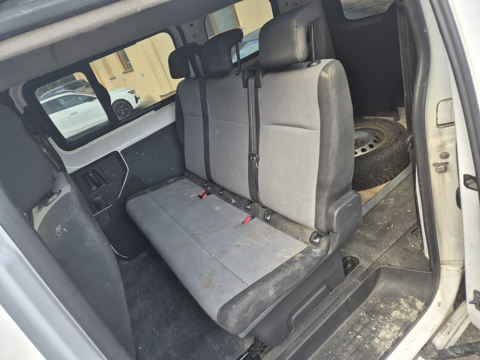 TOYOTA Proace 1.5D Combi L1-image-6