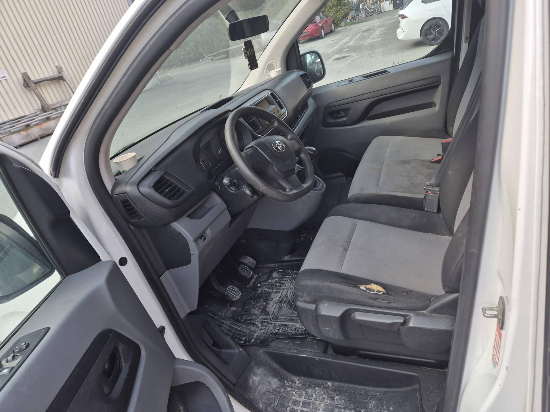 TOYOTA Proace 1.5D Combi L1-image-7