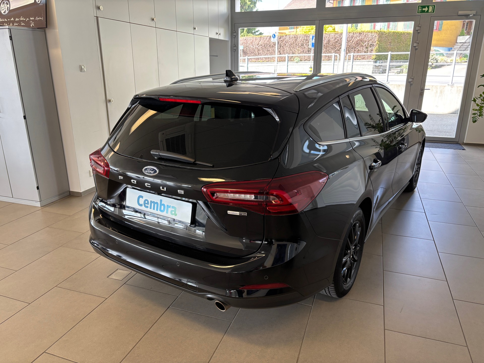 FORD Focus 1.0 MHEV Titanium X Automat-image-2