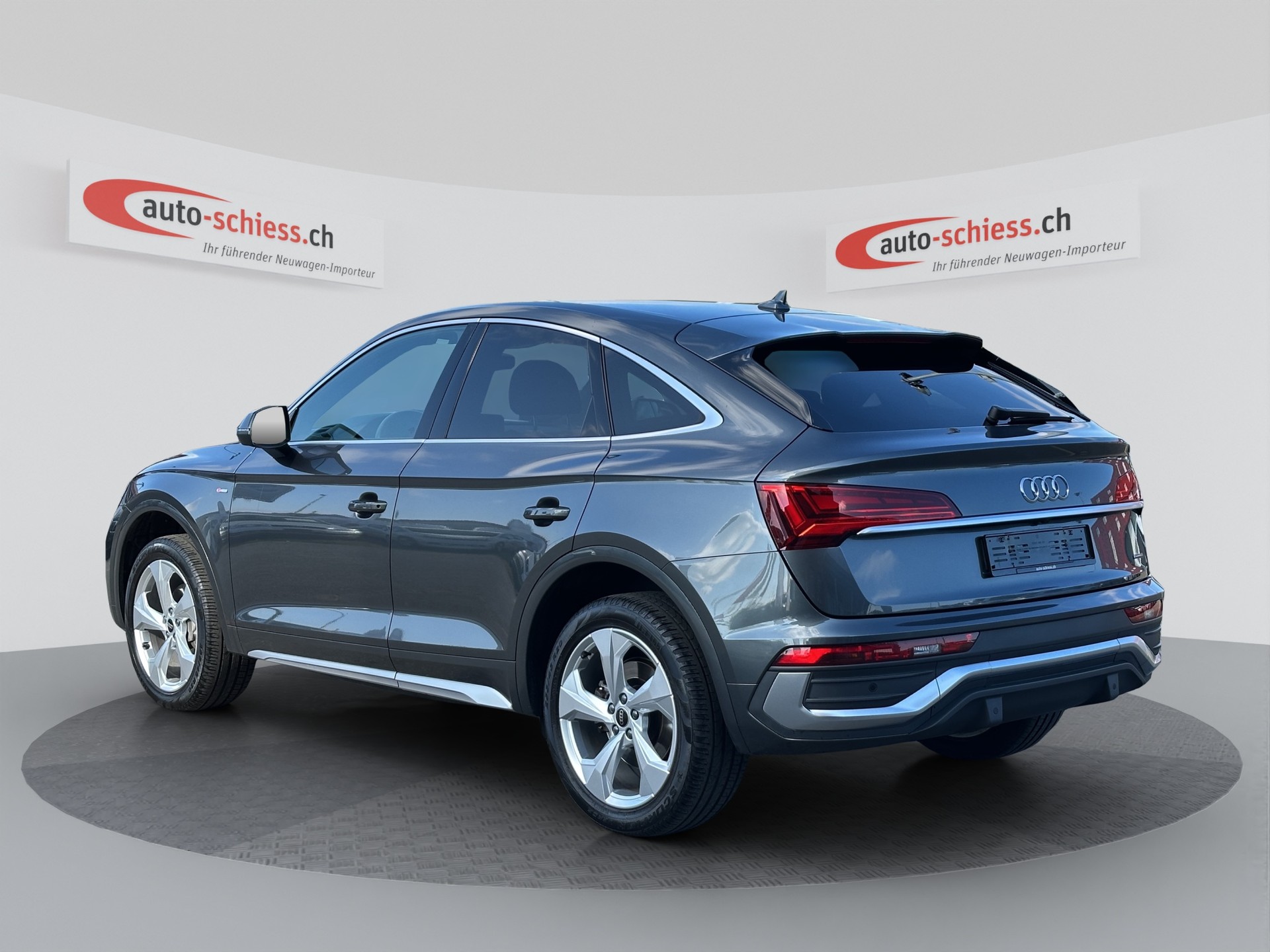 AUDI Q5 Sportback 40 TFSI S line quattro S-tronic-image-2