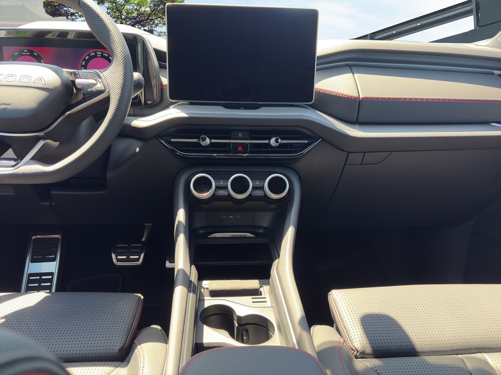 SKODA Kodiaq 2.0 TSI RS 4x4-image-9