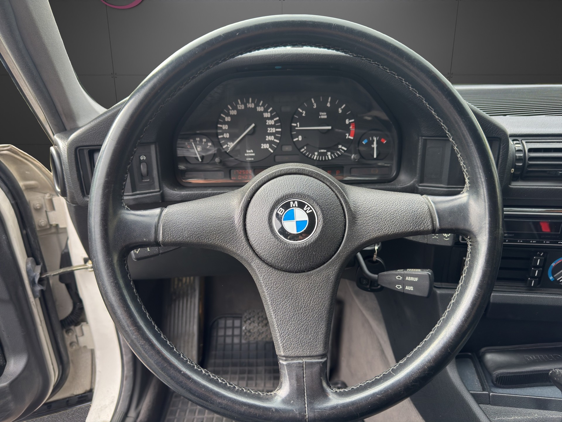 BMW 535i A-image-19