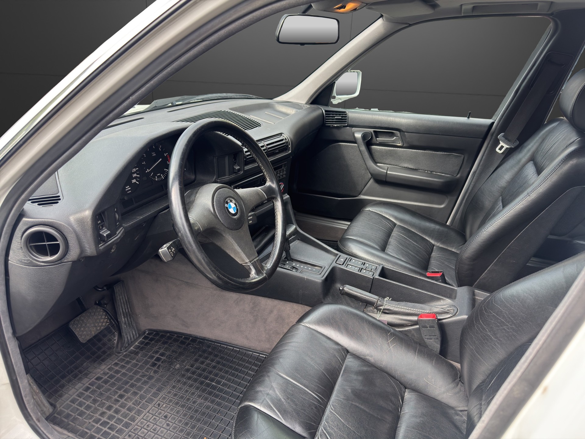 BMW 535i A-image-8