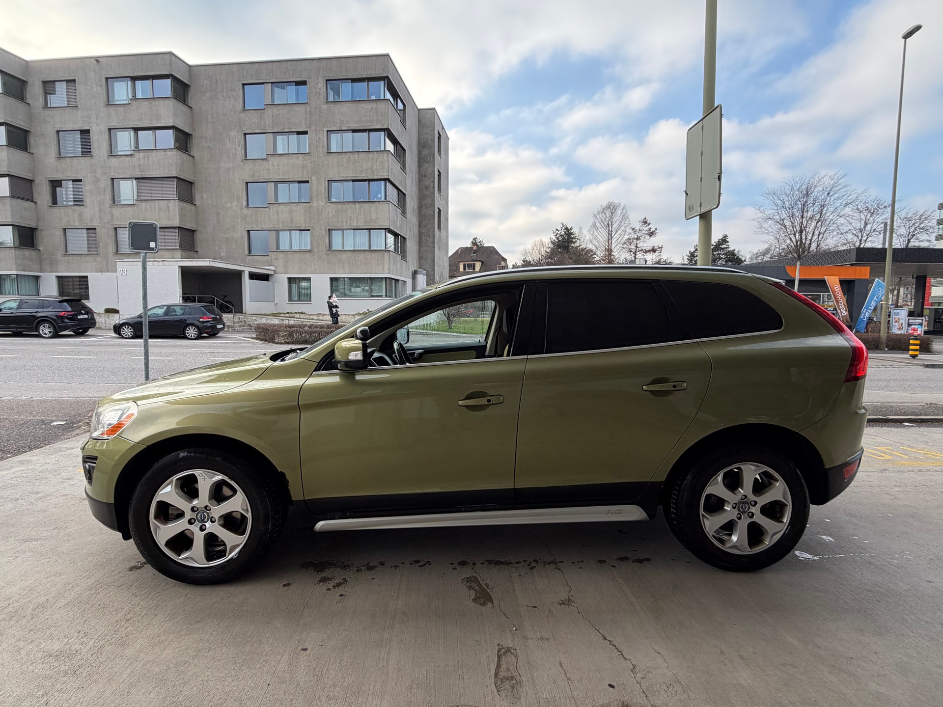 VOLVO XC60 T6 AWD Summum Geartronic-image-1